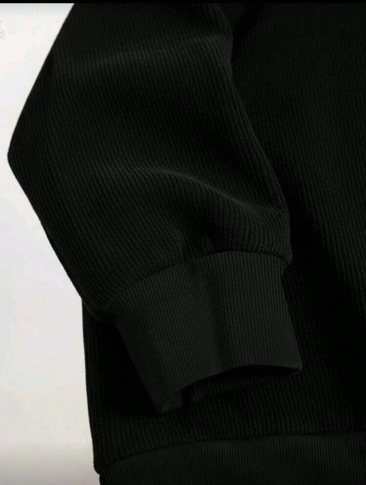 Women's Festive Ghost Graphic Crewneck Sweatshirt - Black